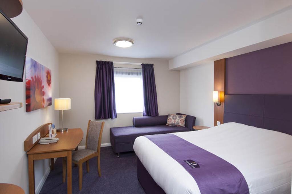 Comfort Inn Kensington London Room photo